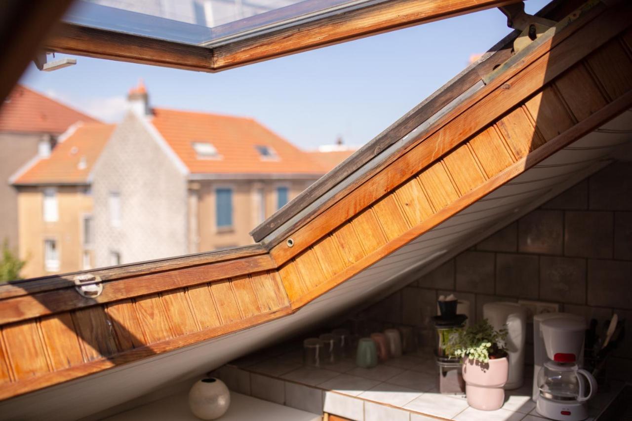 Studio cocon sous les toits de Jaurès Belfort Esterno foto